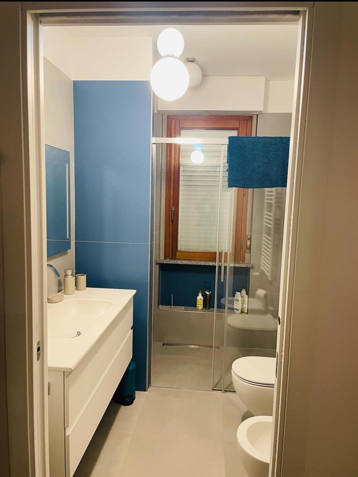 Attico Vista E Fronte Mare Zaffiroblu Con Posto Auto Apartment มอนเตซิลวาโน ภายนอก รูปภาพ